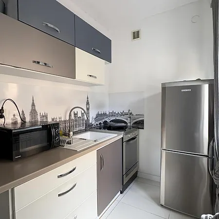 Apartament 04 Centrum - Mieszkanie Dla 4 Os *