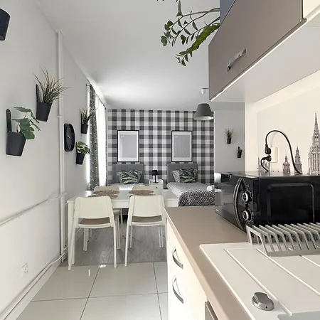 Apartman 04 Centrum - Mieszkanie Dla 4 Os *
